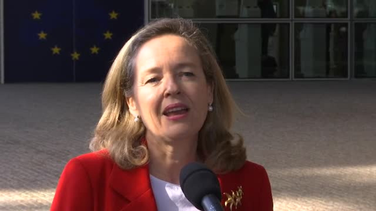 Nadia Calviño destaca que los datos de abril "confirman la aceleración de creación de empleo"