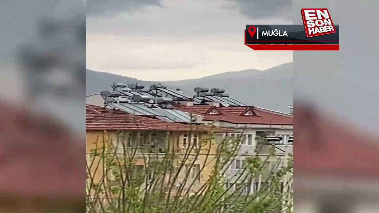 Ölüdeniz'de aniden çıkan fırtına paraşütçülere zor anlar yaşattı