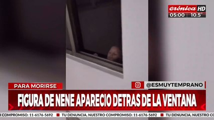 Terror en la noche: nene aparece y desaparece detrás de una ventana