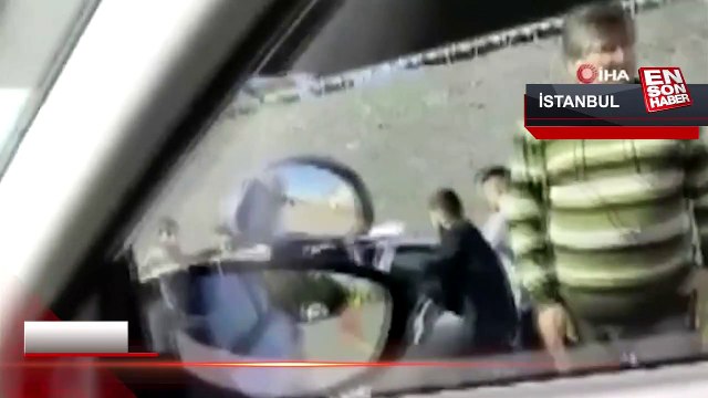 Eyüpsultan'da yol verme kavgası kamerada: Taksiciyle arkadaşları, sürücü adayı ve hocasını tekme tokat dövdü