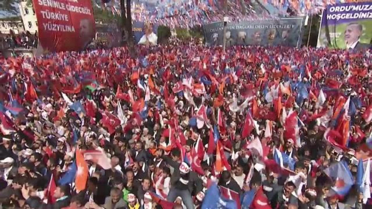 Erdoğan, Ordu'da: "Bay Bay Kemal'e Oy Vermek Hangi Partiye Gönül Vermiş Olursa Olsun Kimseye Vacip Kılınmış Bir Görev Değil"