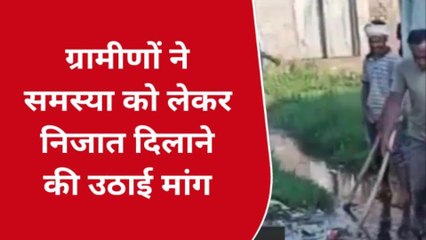 बरेली: गांव की सड़क बनी तालाब, बह रहा गंदा पानी