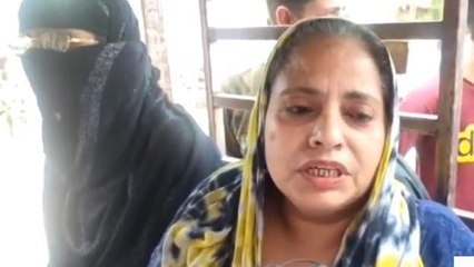 मुजफ्फरनगर: दोनों पैरों से दिव्यांग महिला ने किया मतदान, दिखा जोश