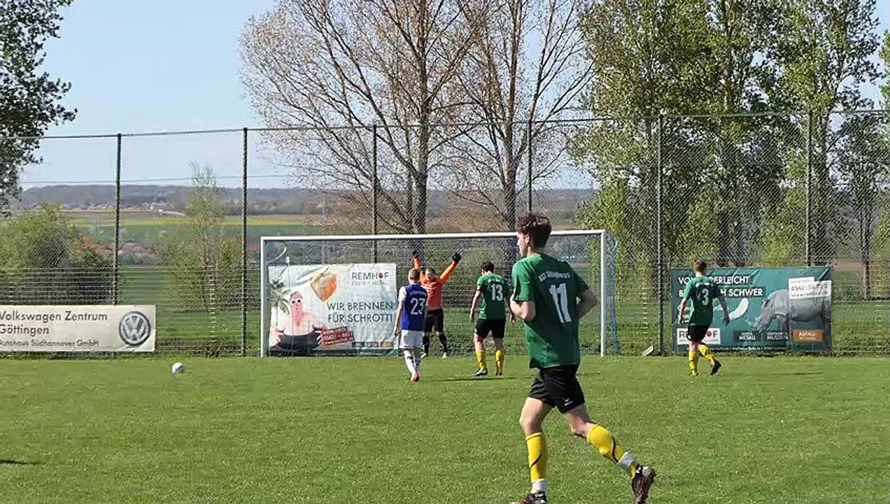 Das 2:0 für Sieboldshausen gegen RSV 05 II durch Kevin Schäfer