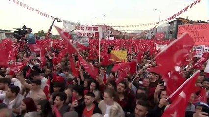 Mansur Yavaş, Denizli'de: "İktidara Geldiğinizdeki Fotoğraflarınızı Gözünüzün Önüne Getirseniz, Bir de Şimdiki Halinize Baksanız; Niye Kaybettiğinizi...