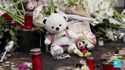 Serbia: ciudadanos hacen homenaje a fallecidos en tiroteo en escuela