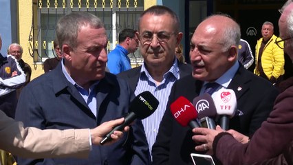 ANKARA - TFF Başkanı Büyükekşi : ''Futbol federasyonuna ziyaretlerin, hiçbir olumlu veya olumsuz, bizim açımızdan bir katkısı yok''