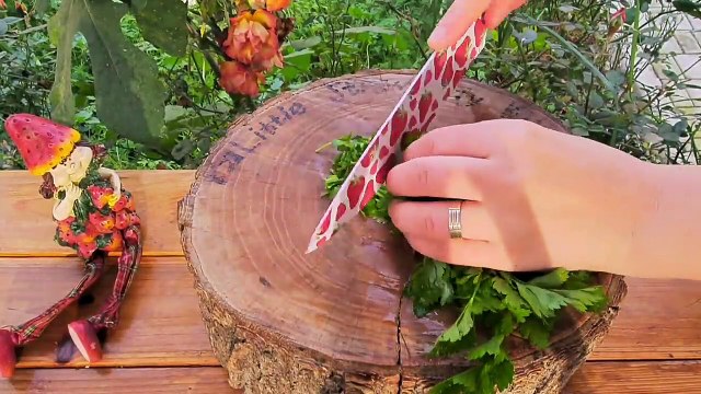 GARLIC MUSHROOMS WITH ONIONS _ BUTTER GARLIC MUSHROOMS RECIPE