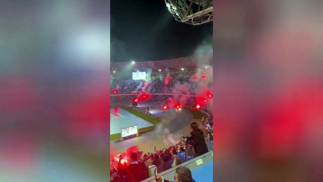 L'incroyable ambiance au Stadio Diego Armando Maradona après le but d'Osimhen