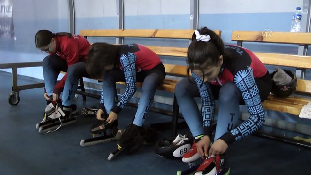 ERZURUM - Genç milli sürat patenciler uluslararası başarı için ter döküyor