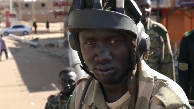 مراسل #العربية: تحليق للطائرات في سماء #الخرطوم و سماع دوي انفجارات في العاصمة #السودان