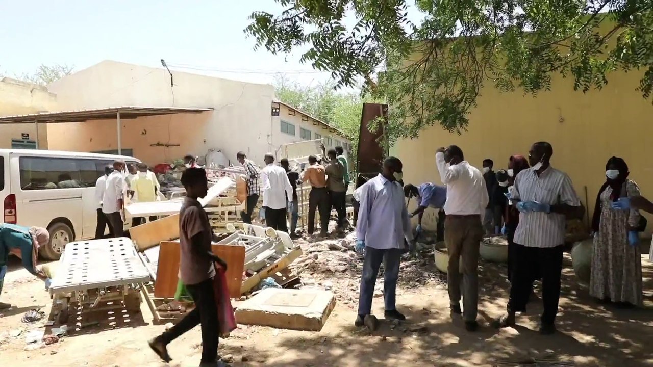 متطوعون جنوب #دارفور يحذرون من عملية تسليح الشباب داخل الأحياء #السودان  #العربية