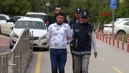 ADANA'DA 13 KAÇAK GÖÇMEN YAKALANDI, SÜRÜCÜ TUTUKLANDI