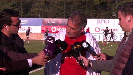 İSTANBUL - Şenol Güneş, Beşiktaş'ın son dönemdeki başarılı performansını değerlendirdi