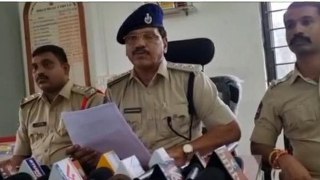 బాల్కొండ: వ్యక్తిని కొట్టి చంపిన కేసులో నిందితుల అరెస్టు..!