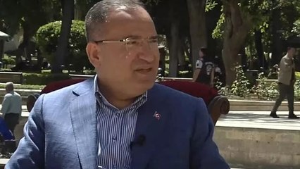 Adalet Bakanı Bekir Bozdağ, canlı yayında gündeme ilişkin açıklamalarda bulundu