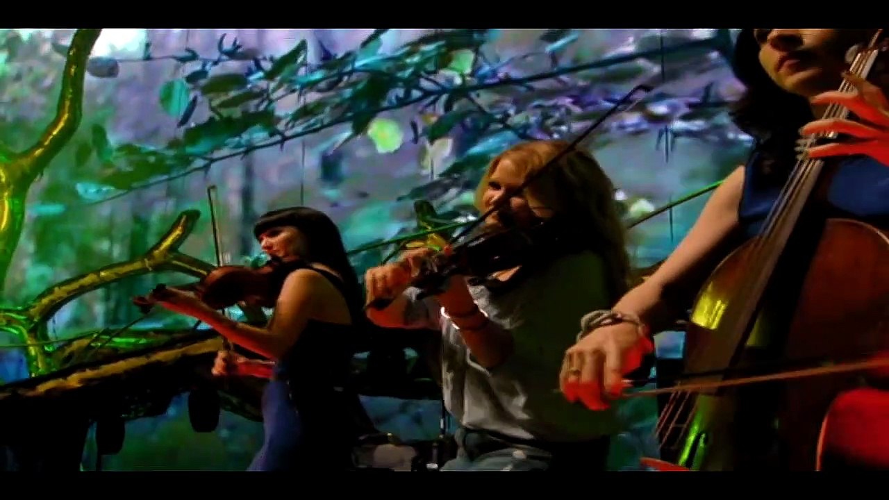 HELENE FISCHER — Interlude Sommer | Helene Fischer: Farbenspiel Live - Die Stadion-Tournee - (2015)