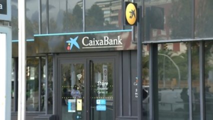 CaixaBank gana 855 millones hasta marzo, un 21 % más