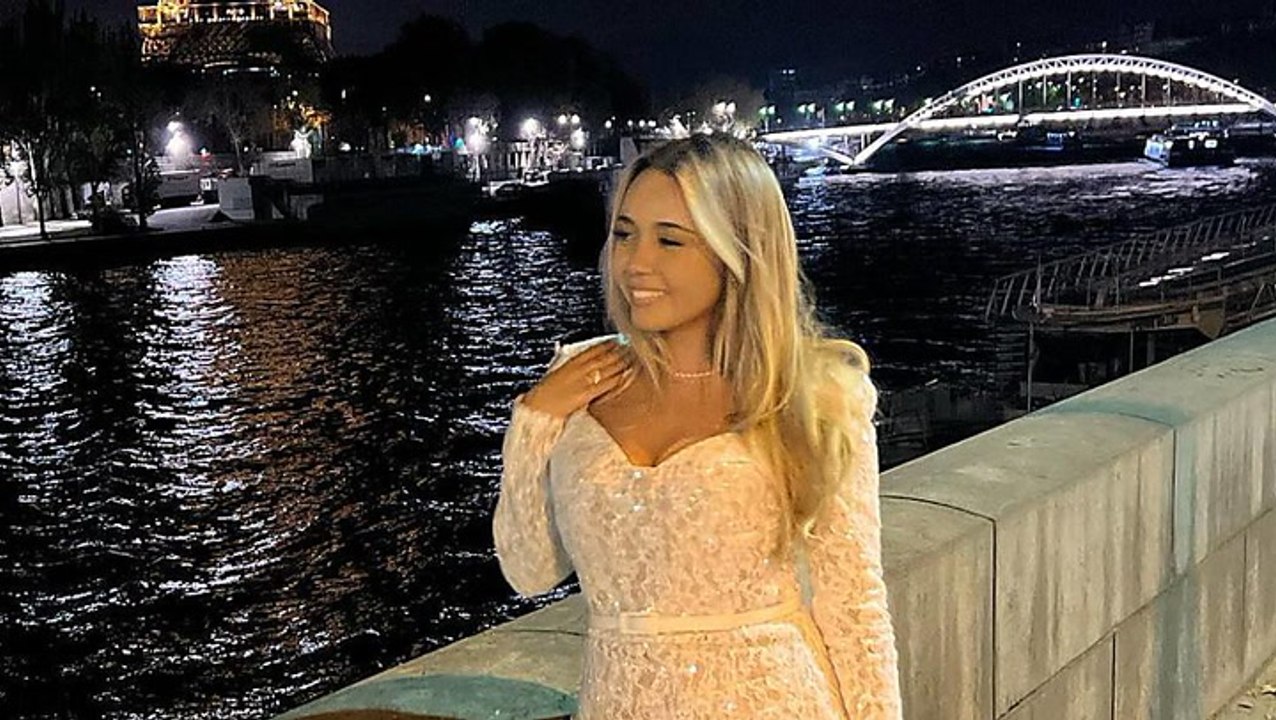 Julesboringlife: Schießt sie damit gegen Karim?