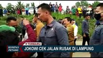 Presiden Jokowi Jalan Kaki Tinjau Jalan Rusak di Lampung