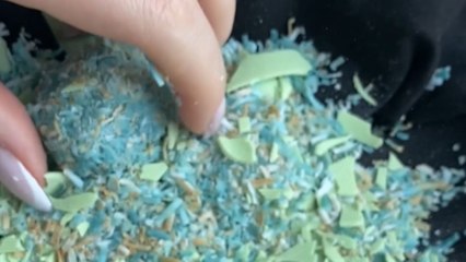 Soap crush ASMR for a Soothing and Satisfying sense of comfort