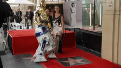 Una stella postuma per Carrie Fisher sulla Walk of Fame
