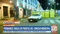 Vigilia en puertas del Concejo Municipal exige la renuncia de Cabrera y Flores