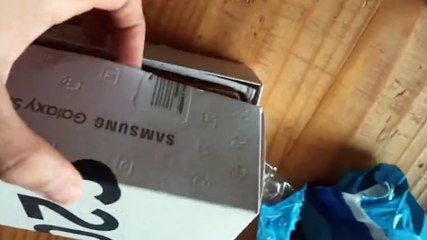 Mulher compra celular pela internet no Magazine Luiza e recebe caixa com cerâmica: ‘Me senti roubada’