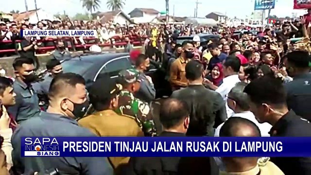 Begini Momen Presiden Jokowi 'Prank' Gubernur Lampung saat Tinjau Jalan Rusak