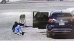 Homem salva bebê em carrinho desgovernado que ia em direção a avenida movimentada nos EUA
