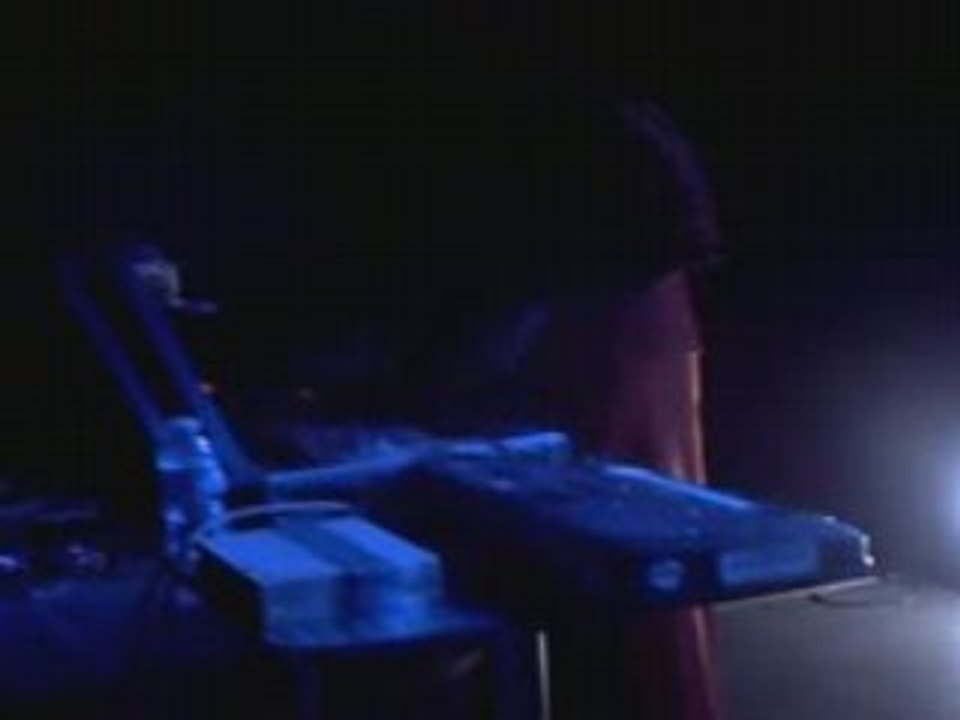 LES BOUCLES ETRANGES