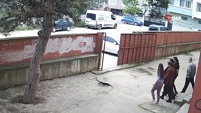 Bursa'da okulu bastı, müdür yardımcısını silahla vurdu!