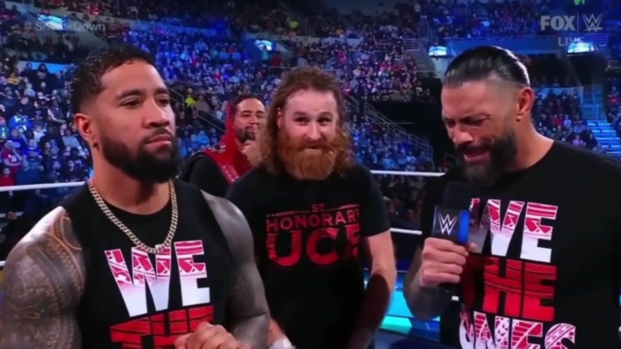 Sami Zayn makes Roman Reigns and Jey Uso break Character 