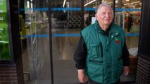 «À 80 ans, j’ai repris le travail» : Jacques, employé de supermarché faute de retraite suffisante