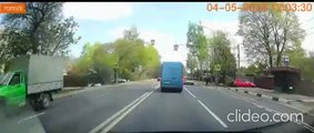 Un chauffeur de camion qui évite le pire de justesse