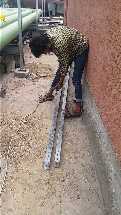 See the unprofessional tools using in tech works . #drilling #unprofessional #technicalwork