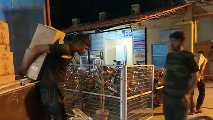 तरबूज से भरे कट्टों के बीच छुपाए शराब के 600 कार्टन जब्त