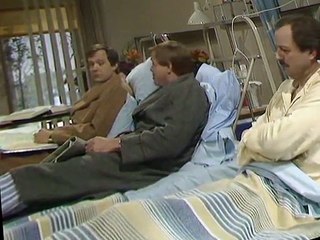 Only When I Laugh S04 E01