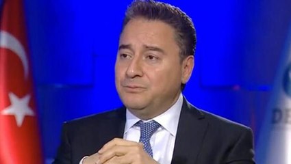 Babacan canlı yayında "Sayın FETÖ" dedi, tepkilerin ardından açıklama yaptı: Dil sürçmesi