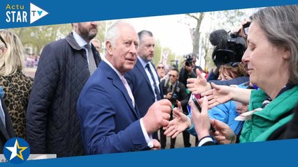 Charles III et Camilla dans le métro anglais : cette impressionnante vidéo