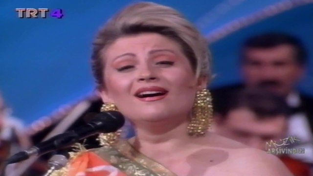 Dilek Şafak / Bekledim fecre kadar gelmedin ah işte