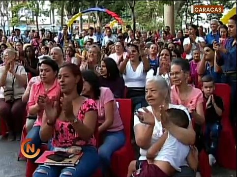 Jefe de Gobierno de Caracas Nahum Fernández da inicio a agenda recreativa en homenaje a las madres