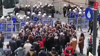 Cumartesi Anneleri/İnsanları, AYM kararına rağmen yine gözaltına alındı!