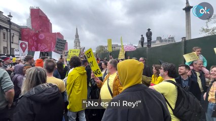 Cientos de antimonárquicos se manifiestan durante la coronacion de Carlos III