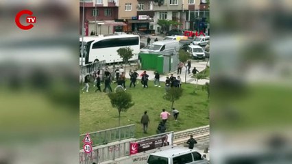 Gaziosmanpaşa'da taşlı, sopalı kavga!