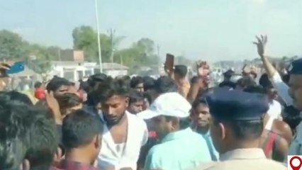 कटिहार: सड़क दुर्घटना में एक महिला की मौत, आक्रोशित लोगों ने किया सड़क जाम