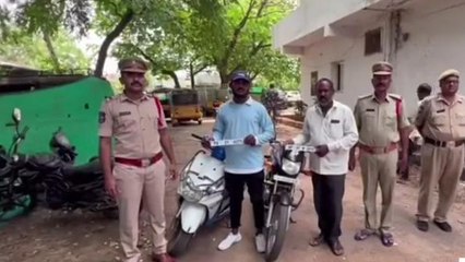 జగిత్యాల: వాహనదారులకు పోలీసుల కౌన్సిలింగ్