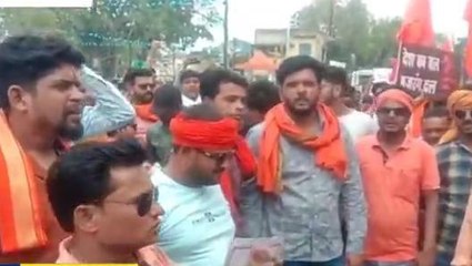 सिवनी: जिला मुख्यालय में बजरंग दल ने किया प्रदर्शन,शहर की राजनीति गरमाई