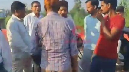 बाराबंकी: दो बाइकों की आमने-सामने हुई टक्कर में एक बाइक सवार युवक घायल