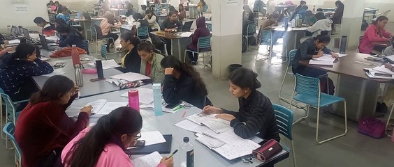 SURAT VIDEO : सूरत से 10,250 विद्यार्थी मेडिकल में प्रवेश के लिए देंगे नीट यूजी परीक्षा